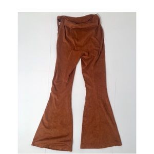 Tobi Velvet Hazelnut Bootcut Palooza Pants Medium